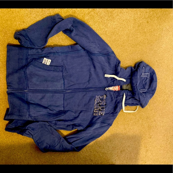 XL True Religion Zip up hooded sweatshirt